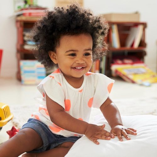 happy-baby-girl-playing-with-toys-playroom-qdo511etc3mucpisuibhfz55hl7j24ea79nn3eluo8